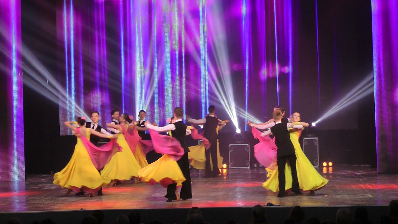 "Пробуждение" вальс. Реверанс. Заключительный концерт 2021 смотреть онлайн