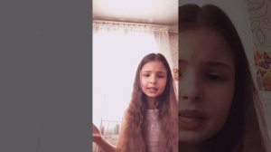 Я пою песню Почему ты больше не любишь.