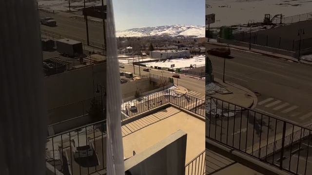 Вид из окна на горы Невады. Город Рино. #жизньвсша # #2023 #америка