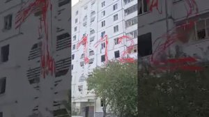 "Ужас, дома нет!": первые минуты после обрушения подъезда многоэтажного дома в Белгороде / РЕН