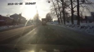 Неадекватный гаишник.