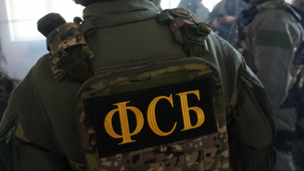 Силовики обнаружили в ДНР заминированный схрон с оружием ВСУ