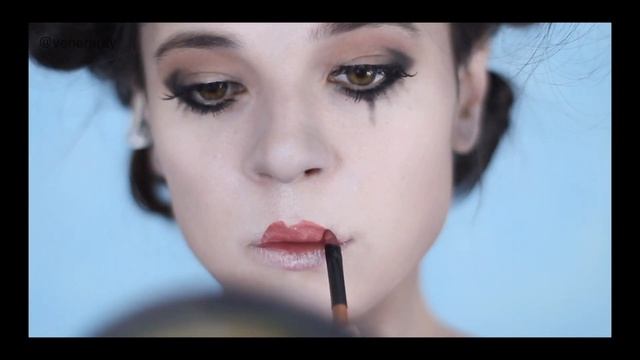 Страшно красивый макияж на вечеринку/ Halloween 2020 смотреть онлайн