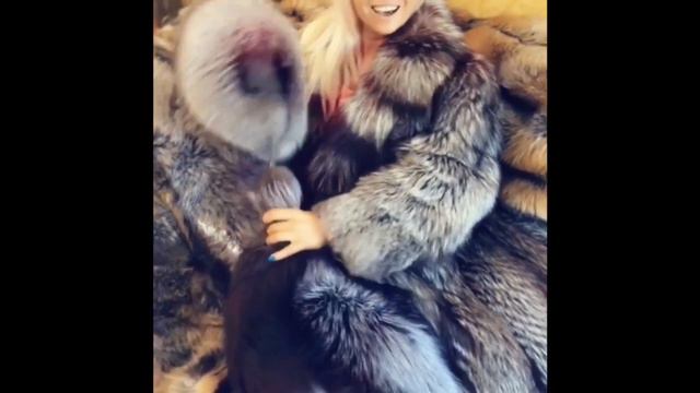 HOW TO BUY AMAZING SILVER FOX FUR COAT & HAT ❤️? смотреть онлайн