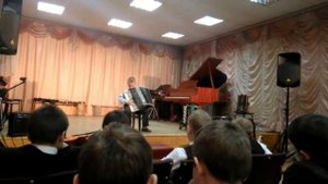 "Яблочко" на аккордеоне