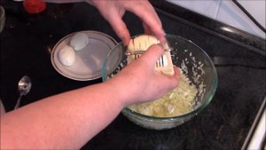 Бэккэны с капустой и яйцом. Пирожки с капустой. Татарская кухня.