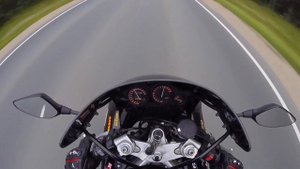 Yamaha FZR 600