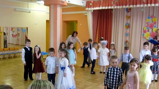 Весенний утренник 2019, детский сад 385(1) смотреть онлайн