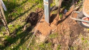 Забор из профлиста в болоте!