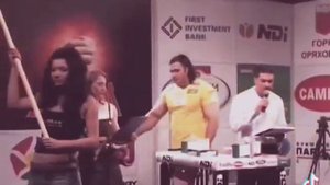 Алексей Воевода армлестлинг