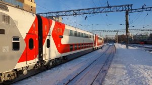 новые/старые двухэтажные вагоны - прибытие поезда/осадка состава ЧС7-267/ЧМЭ3 | Москва-Казанская
