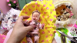 Как сделать кроватку для мини реборна из пластиковой корзинки/ Crib for reborn from a plastic baske