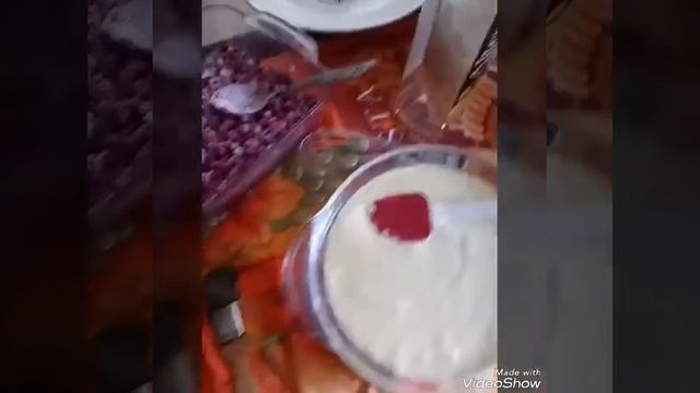 Наливной пирог с брусникой