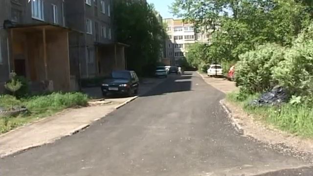 Внутриквартальные дороги Верхней Салды ремонтируют на опережение