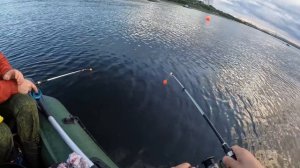 РЫБАЧИМ ВЕЧЕРОМ НА ЗАЛИВЕ / FISHING IN THE EVENING ON THE BAY