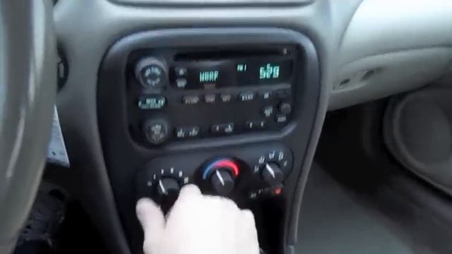 2002 Oldsmobile Alero GL Start Up, Engine, and In Depth Tour смотреть онлайн