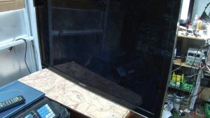 №212. Samsung UE40D5000PW, подсветка есть на запчасти.mp4