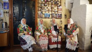 Давно живём на свете мы старушки (современная авторска песня) д. Церковище ансамбль А ну-ка бабушки