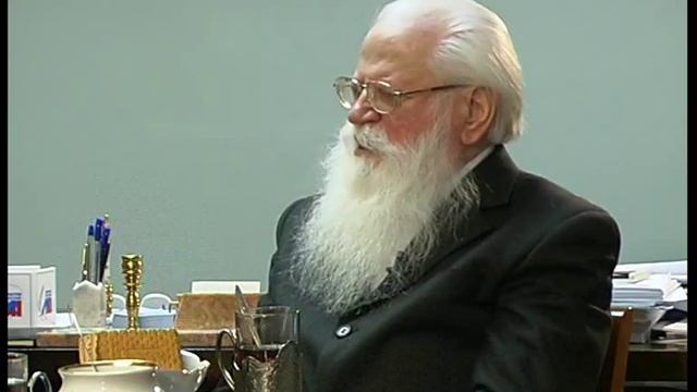 Академик Логунов о природе Тяготения смотреть онлайн