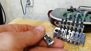 "Залипушный" ремонт Floyd Rose Special ч.2