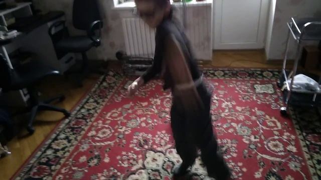 Рома танцеут брейкданс смотреть онлайн