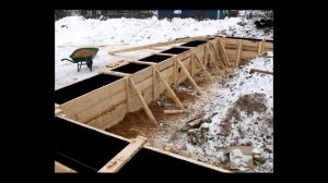 Монтаж ленточного фундамента. Строительство фундамента под ключ. Строим фундаменты. Фундамент монта