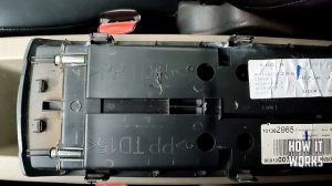 Снятие подлокотника Renault Scenic 3