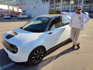 Обзор первого в России электромобиля Honda E