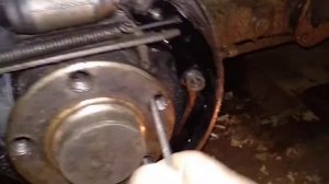 Как снять тормозной барабан на VW POLO  2011 гв