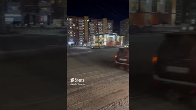 Со старым новым годом! С Рождеством Христовым Метро Березовая Роща Новосибирск Дзержинский район НСК