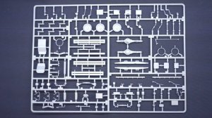 Обзор: Российский трехосный грузовик К-5350 «Мустанг» от Звезды" в масштабе 1/35