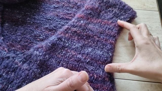 Сколько Петель набрать по пройме для рукава (или обвязки). И немного о том что на спицах. смотреть онлайн