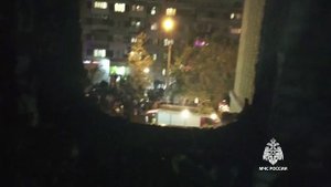 Тушение пожара в общежитии КФУ в Казани