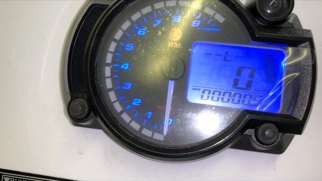 Решение проблемы с электронным датчиком указателя топлива Тайга Варяг 550v смотреть онлайн