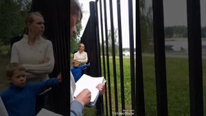 Хотим на озеро помогите. Коверши природное озеро,но доступ для граждан закрыт.