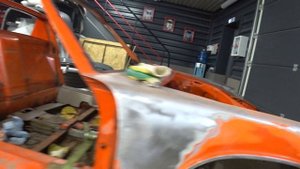 Шлифовка кузова автомобиля перед покраской