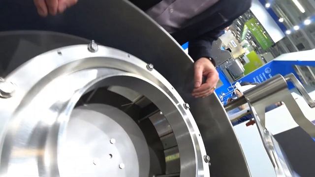 Как порезать сыр в промышленности? На измельчителе URSCHEL CC-DL - оборудование для сыра, овощей ит