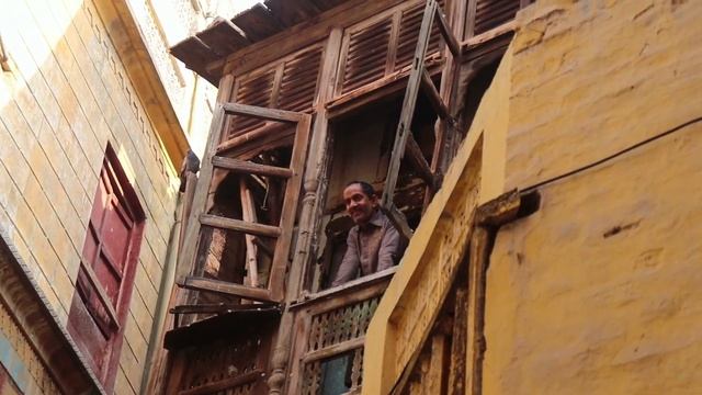 Exploring Historical Places of Multan || Ghanta Ghar Multan | Walled City Multan смотреть онлайн