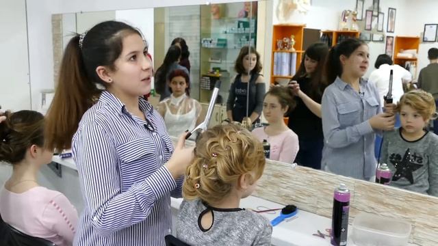 Отзывы учеников Академии Юных Парикмахеров (София 14 лет) смотреть онлайн
