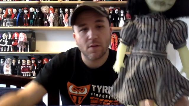 Living Dead Dolls GITD Series 29 Variants Review смотреть онлайн