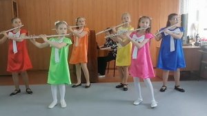 Ансамбль флейт "Северные акварели" (мл.состав) И.Шильцева "Обезьянки на каникулах"