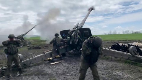 Российские военные уничтожили два украинских компл... пусковую установку тактических ракет "Точка У"