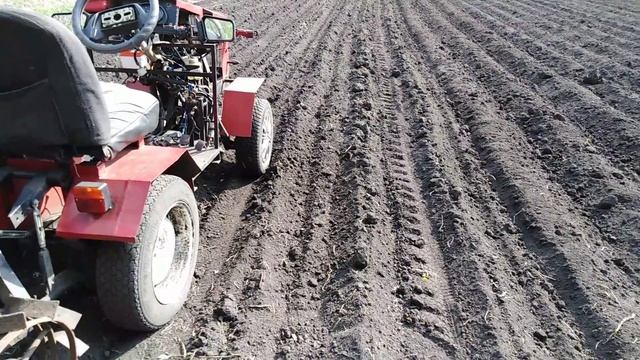 Самодельная картофелесажалка для самодельного минитрактора. Часть 2. смотреть онлайн