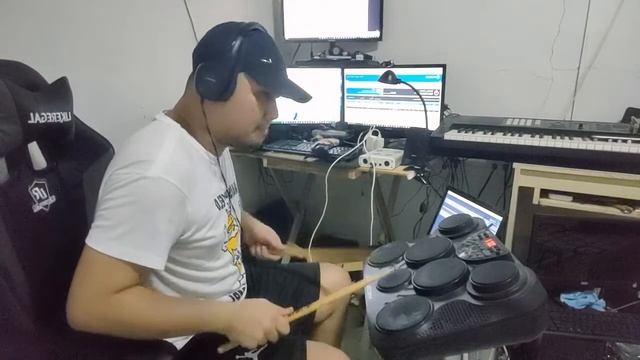 IU EIGHT Drum Cover | MEDELI DD315 смотреть онлайн