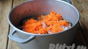 Рецепт куриных желудочков с картошкой