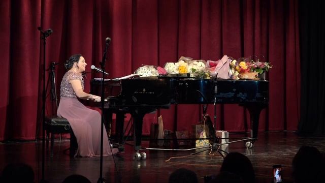 "Лирическая песня"  Надежда Колесникова  (И.Дунаевский - В.Лебедев-Кумач). смотреть онлайн