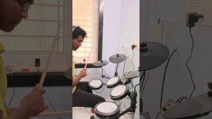 Imagine Dragons - Bones on Donner DED 80