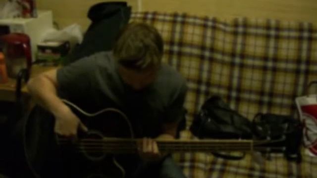 акустический бас