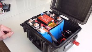 12В АКБ для лодочного мотора 94Ач. Обзор