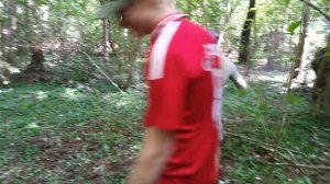 ПРИВЯЗАЛИ ВЕРЁВКОЙ К ДЕРЕВУ И ЗАСТАВИЛИ ВЫБРАТЬСЯ!